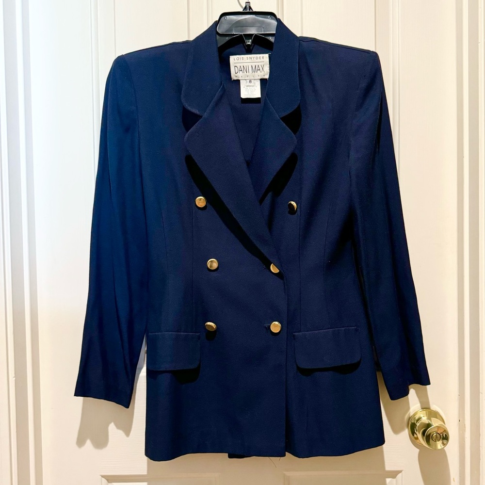 Women’s Petite size 8 navy blue blazer